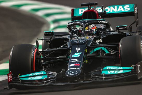 Lewis Hamilton (GBR), Mercedes AMG F1  
04.12.2021. Formula 1 World Championship, Rd 21, Saudi Arabian Grand Prix, Jeddah, Saudi Arabia, Qualifying Day.
- www.xpbimages.com, EMail: requests@xpbimages.com &copy; Copyright: Charniaux / XPB Images