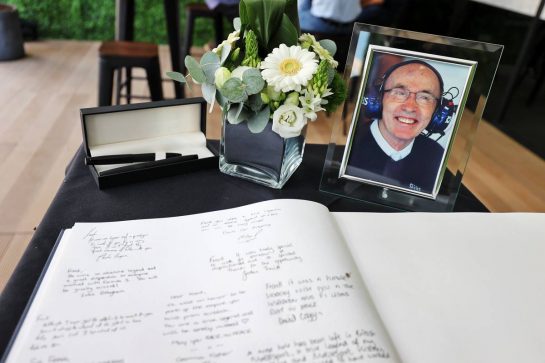 A book of condolences in the paddock for Frank Williams.
04.12.2021. Formula 1 World Championship, Rd 21, Saudi Arabian Grand Prix, Jeddah, Saudi Arabia, Qualifying Day.
- www.xpbimages.com, EMail: requests@xpbimages.com &copy; Copyright: Moy / XPB Images