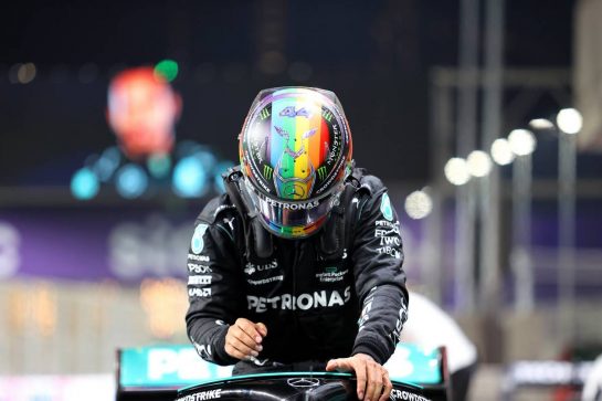 Lewis Hamilton (GBR) Mercedes AMG F1 W12.
04.12.2021. Formula 1 World Championship, Rd 21, Saudi Arabian Grand Prix, Jeddah, Saudi Arabia, Qualifying Day.
- www.xpbimages.com, EMail: requests@xpbimages.com &copy; Copyright: Charniaux / XPB Images