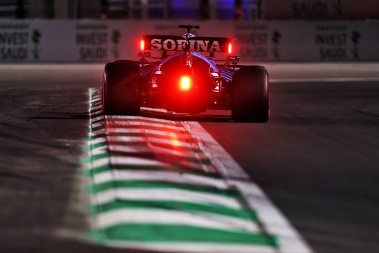 George Russell (GBR) Williams Racing FW43B.
04.12.2021. Formula 1 World Championship, Rd 21, Saudi Arabian Grand Prix, Jeddah, Saudi Arabia, Qualifying Day.
- www.xpbimages.com, EMail: requests@xpbimages.com &copy; Copyright: Moy / XPB Images