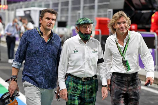 Jackie Stewart (GBR) (Centre) with his sons Paul (Left) and Mark (Right).
05.12.2021. Formula 1 World Championship, Rd 21, Saudi Arabian Grand Prix, Jeddah, Saudi Arabia, Race Day.
- www.xpbimages.com, EMail: requests@xpbimages.com &copy; Copyright: Moy / XPB Images