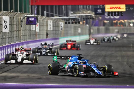 Fernando Alonso (ESP) Alpine F1 Team A521.
05.12.2021. Formula 1 World Championship, Rd 21, Saudi Arabian Grand Prix, Jeddah, Saudi Arabia, Race Day.
- www.xpbimages.com, EMail: requests@xpbimages.com &copy; Copyright: Moy / XPB Images