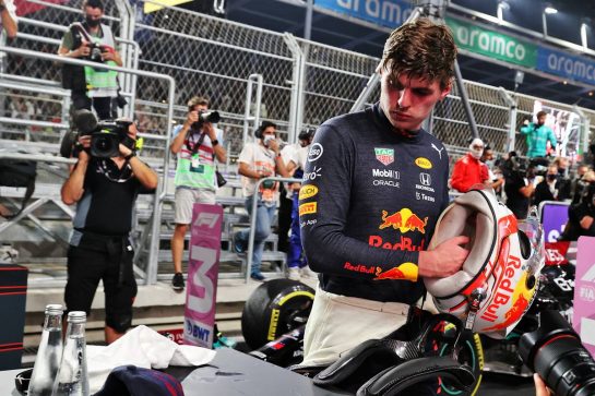 Max Verstappen (NLD) Red Bull Racing in parc ferme.
05.12.2021. Formula 1 World Championship, Rd 21, Saudi Arabian Grand Prix, Jeddah, Saudi Arabia, Race Day.
- www.xpbimages.com, EMail: requests@xpbimages.com &copy; Copyright: Moy / XPB Images