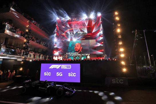 The podium (L to R): Max Verstappen (NLD) Red Bull Racing, second; Lewis Hamilton (GBR) Mercedes AMG F1, race winner; Valtteri Bottas (FIN) Mercedes AMG F1, third.
05.12.2021. Formula 1 World Championship, Rd 21, Saudi Arabian Grand Prix, Jeddah, Saudi Arabia, Race Day.
- www.xpbimages.com, EMail: requests@xpbimages.com &copy; Copyright: Moy / XPB Images
