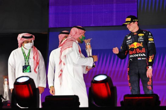 Max Verstappen (NLD) Red Bull Racing celebrates his second position on the podium.
05.12.2021. Formula 1 World Championship, Rd 21, Saudi Arabian Grand Prix, Jeddah, Saudi Arabia, Race Day.
- www.xpbimages.com, EMail: requests@xpbimages.com &copy; Copyright: Moy / XPB Images