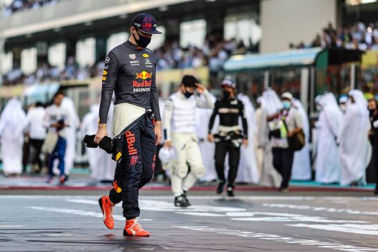 Max Verstappen (NLD), Red Bull Racing
12.12.2021. Formula 1 World Championship, Rd 22, Abu Dhabi Grand Prix, Yas Marina Circuit, Abu Dhabi, Race Day.
- www.xpbimages.com, EMail: requests@xpbimages.com © Copyright: Charniaux / XPB Images