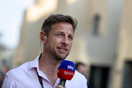 Jenson Button (GBR) Sky Sports F1 Presenter / Williams Racing Senior Advisor.
12.12.2021. Formula 1 World Championship, Rd 22, Abu Dhabi Grand Prix, Yas Marina Circuit, Abu Dhabi, Race Day.
- www.xpbimages.com, EMail: requests@xpbimages.com © Copyright: Moy / XPB Images