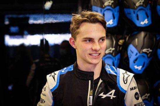 Oscar Piastri (AUS) Alpine F1 Team Academy Driver.
13.12.2021. Formula 1 Testing, Yas Marina Circuit, Abu Dhabi, Monday.
- www.xpbimages.com, EMail: requests@xpbimages.com &copy; Copyright: Charniaux / XPB Images