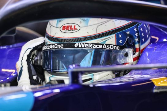 Logan Sargeant (USA), Williams F1 Team  
14.12.2021. Formula 1 Testing, Yas Marina Circuit, Abu Dhabi, Tuesday.
- www.xpbimages.com, EMail: requests@xpbimages.com &copy; Copyright: Charniaux / XPB Images