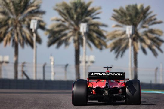 Carlos Sainz Jr (ESP), Scuderia Ferrari
15.12.2021. Formula 1 Testing, Yas Marina Circuit, Abu Dhabi, Wednesday.
- www.xpbimages.com, EMail: requests@xpbimages.com © Copyright: Charniaux / XPB Images