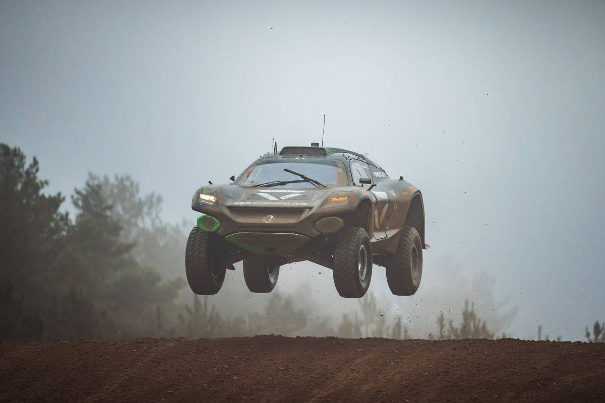 Newey intrigued by Extreme E’s hydrogen fuel cell system