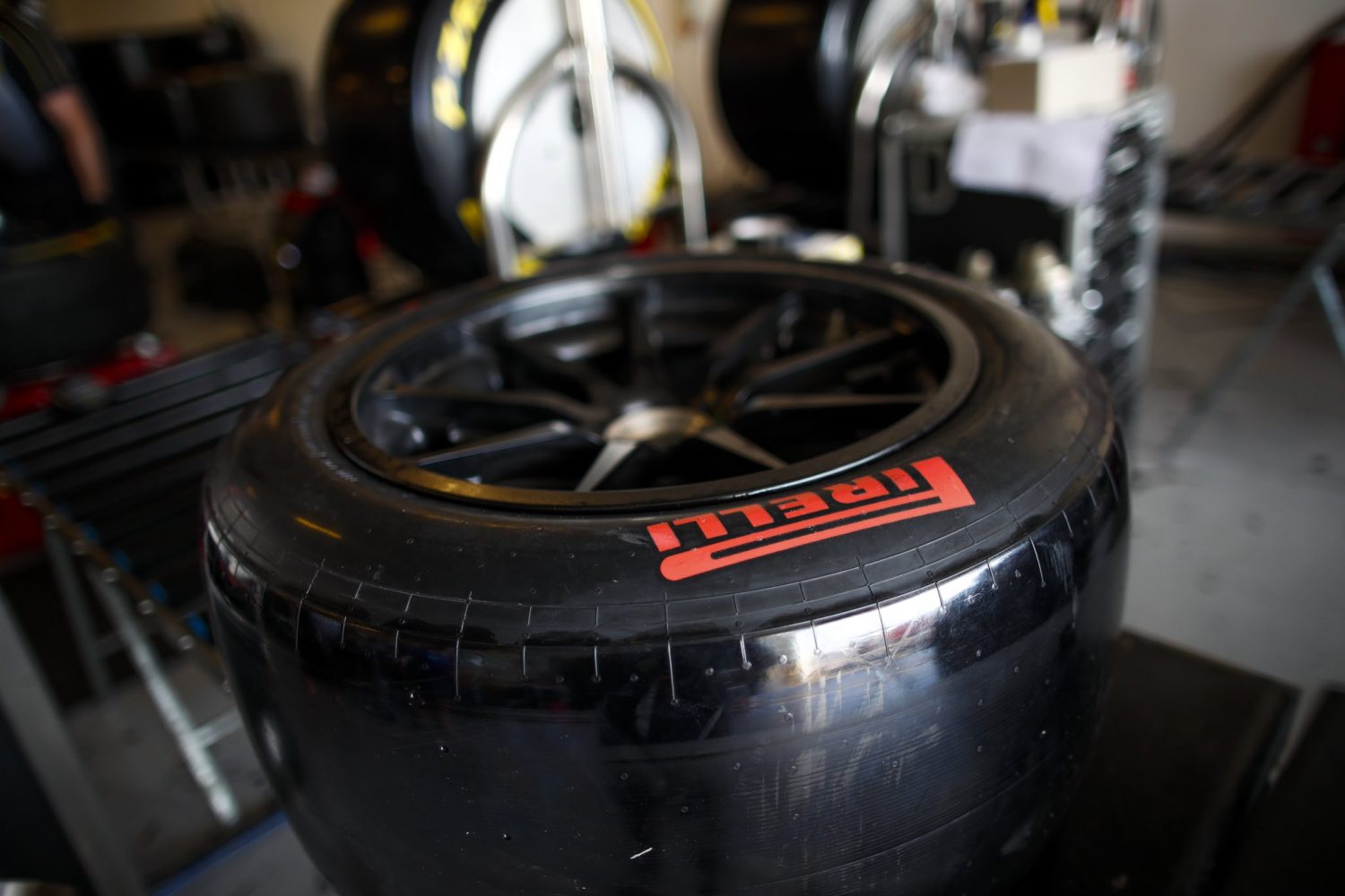 Pirelli: One-stop races potentially the norm in 2022