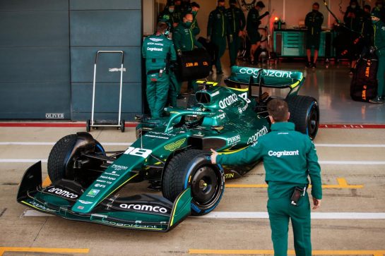 action, portrait, TS-Live, Silverstone Circuit, FLM2201a, F1, GP, Great Britain
Lance Stroll, Aston Martin AMR22, exits his pit garage