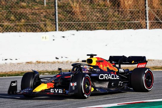 Max Verstappen (NLD) Red Bull Racing RB18.
23.02.2022. Formula One Testing, Day One, Barcelona, Spain. Wednesday.
- www.xpbimages.com, EMail: requests@xpbimages.com © Copyright: Batchelor / XPB Images