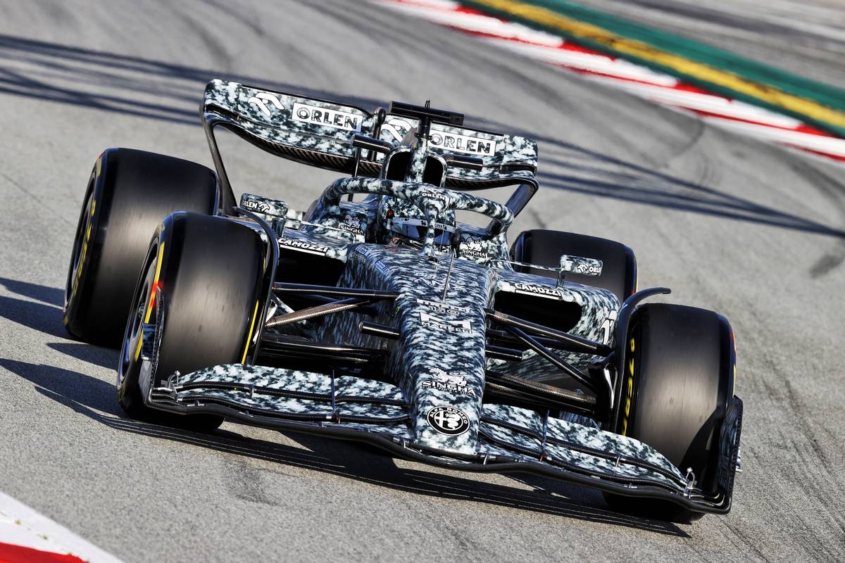 Robert Kubica (POL) Alfa Romeo F1 Team C42 Reserve Driver. 23.02.2022. Formula One Testing, Day One