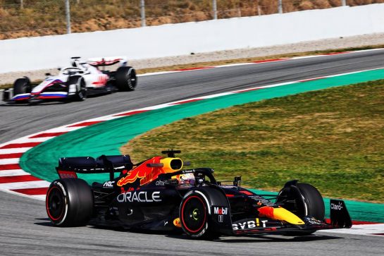 Max Verstappen (NLD) Red Bull Racing RB18.
23.02.2022. Formula One Testing, Day One, Barcelona, Spain. Wednesday.
- www.xpbimages.com, EMail: requests@xpbimages.com © Copyright: Batchelor / XPB Images