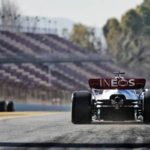 Ricciardo: Mercedes and Red Bull ‘not showing their cards’