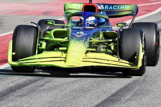 Nicholas Latifi (CDN) Williams Racing FW44 with flow-vis paint.
23.02.2022. Formula One Testing, Day One, Barcelona, Spain. Wednesday.
- www.xpbimages.com, EMail: requests@xpbimages.com © Copyright: Moy / XPB Images