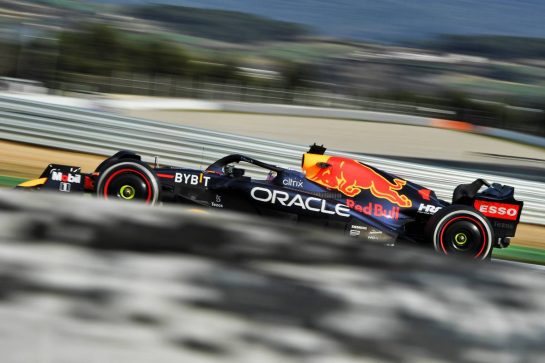 Max Verstappen (NLD) Red Bull Racing RB18.
23.02.2022. Formula One Testing, Day One, Barcelona, Spain. Wednesday.
- www.xpbimages.com, EMail: requests@xpbimages.com © Copyright: Price / XPB Images