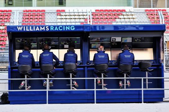 Williams Racing pit gantry.
24.02.2022. Formula One Testing, Day Two, Barcelona, Spain. Thursday.
- www.xpbimages.com, EMail: requests@xpbimages.com &copy; Copyright: Batchelor / XPB Images