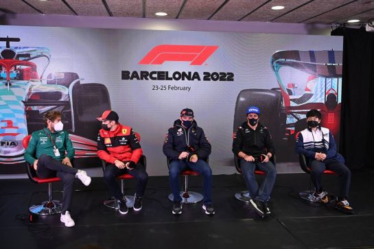 (L to R): Sebastian Vettel (GER) Aston Martin F1 Team; Charles Leclerc (MON) Ferrari; Max Verstappen (NLD) Red Bull Racing; Fernando Alonso (ESP) Alpine F1 Team; and Yuki Tsunoda (JPN) AlphaTauri, in the FIA Press Conference.
24.02.2022. Formula One Testing, Day Two, Barcelona, Spain. Thursday.
- www.xpbimages.com, EMail: requests@xpbimages.com &copy; Copyright: FIA Pool Image for Editorial Use Only