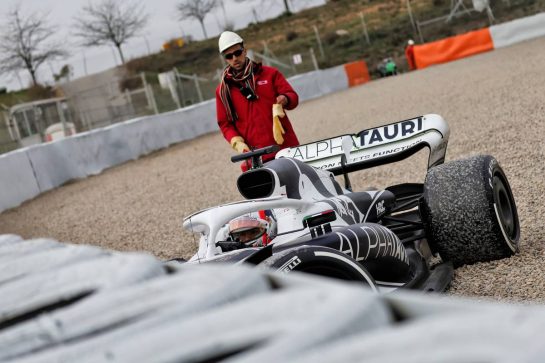 Pierre Gasly (FRA) AlphaTauri AT03 locks up under braking and crashes into the tyre barrier.
25.02.2022. Formula One Testing, Day Three, Barcelona, Spain. Friday.
- www.xpbimages.com, EMail: requests@xpbimages.com &copy; Copyright: XPB Images