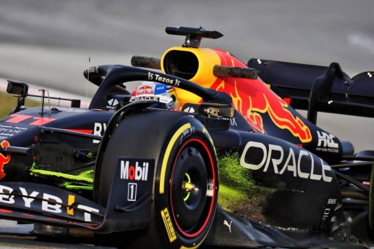 Sergio Perez (MEX) Red Bull Racing RB18 - flow-vis paint.
25.02.2022. Formula One Testing, Day Three, Barcelona, Spain. Friday.
- www.xpbimages.com, EMail: requests@xpbimages.com &copy; Copyright: Bearne / XPB Images