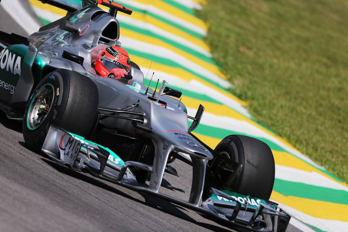 Russell changes helmet livery out of respect for Schumacher