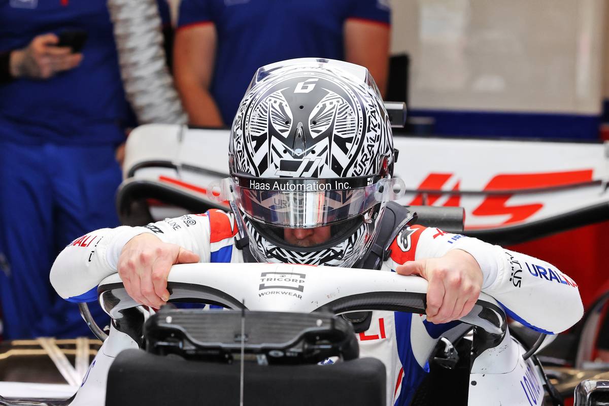 Nikita Mazepin (RUS) Haas F1 Team VF-22. 24.02.2022. Formula One Testing, Day Two