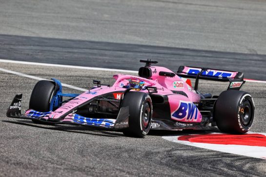 Fernando Alonso (ESP) Alpine F1 Team A522.
12.03.2022. Formula 1 Testing, Sakhir, Bahrain, Day Three.
- www.xpbimages.com, EMail: requests@xpbimages.com © Copyright: Moy / XPB Images