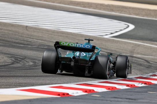 Lance Stroll (CDN) Aston Martin F1 Team AMR22.
12.03.2022. Formula 1 Testing, Sakhir, Bahrain, Day Three.
- www.xpbimages.com, EMail: requests@xpbimages.com © Copyright: Moy / XPB Images