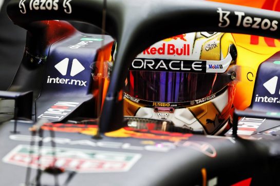 Max Verstappen (NLD) Red Bull Racing RB18.
12.03.2022. Formula 1 Testing, Sakhir, Bahrain, Day Three.
- www.xpbimages.com, EMail: requests@xpbimages.com © Copyright: Batchelor / XPB Images
