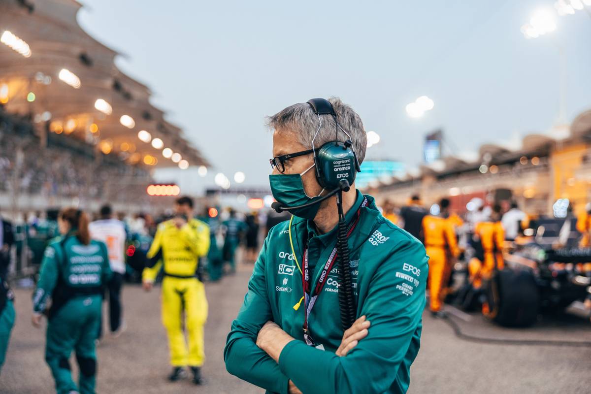 Mike Krack (LUX) Aston Martin F1 Team, Team Principal on the grid. 20.03.2022. Formula 1 World Championship, Rd 1, Bahrain Grand Prix, Sakhir