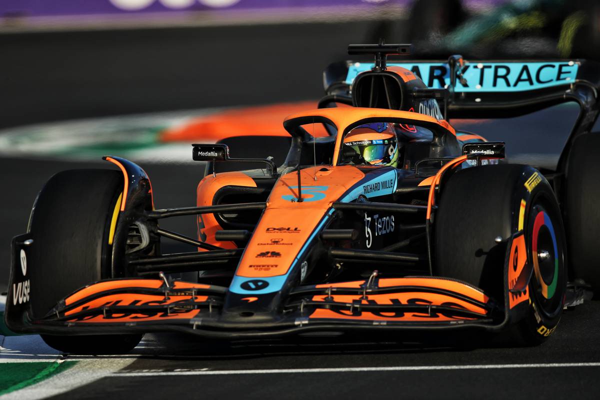 Ricciardo urges patience: ‘Too early to cause a ruckus at McLaren’