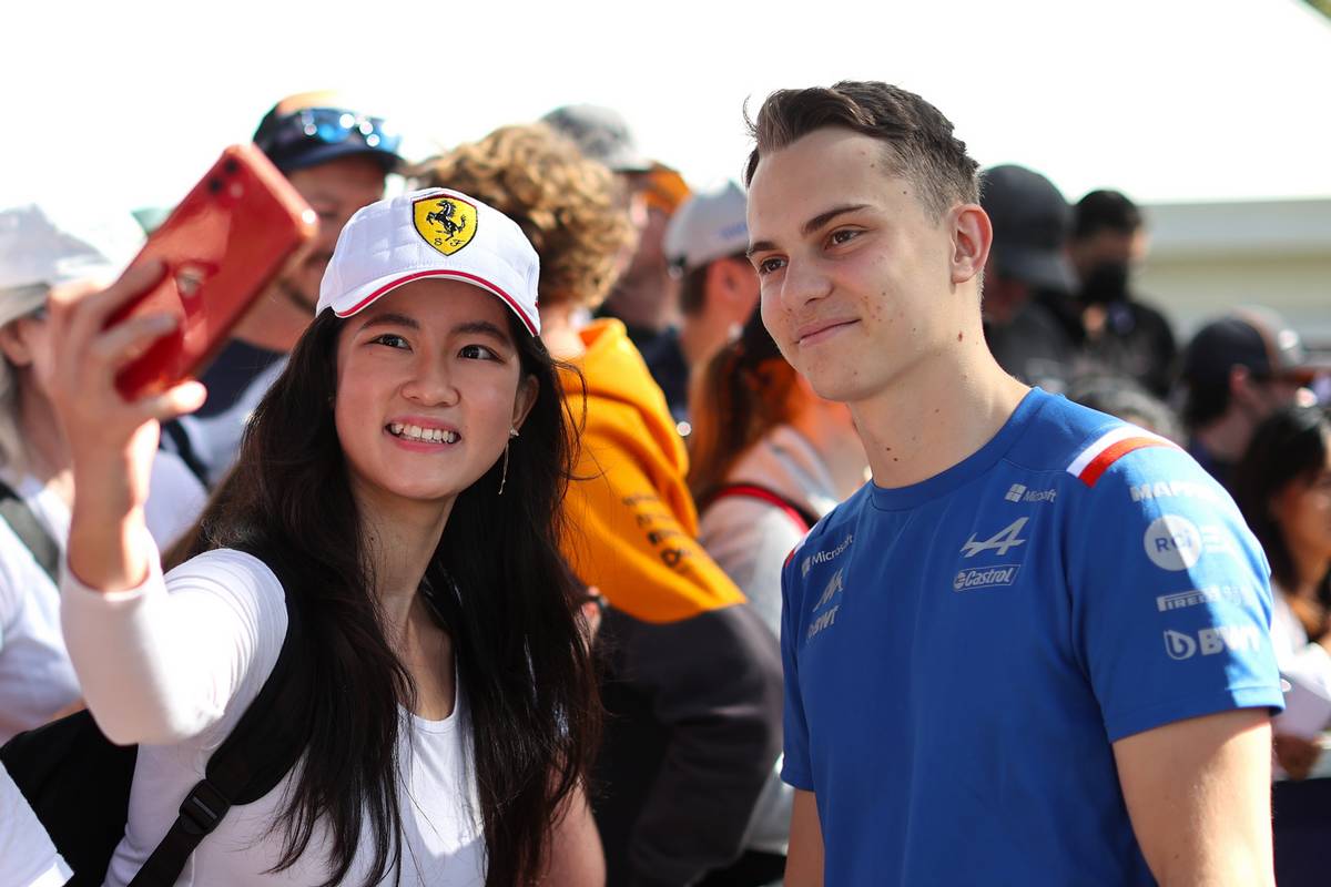 Australian GP: Thursday’s build-up in pictures