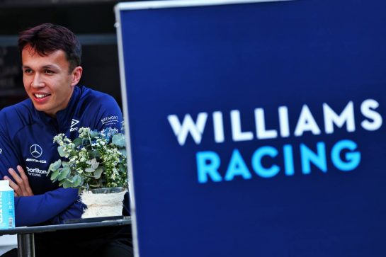 Alexander Albon (THA) Williams Racing.
07.04.2022. Formula 1 World Championship, Rd 3, Australian Grand Prix, Albert Park, Melbourne, Australia, Preparation Day.
- www.xpbimages.com, EMail: requests@xpbimages.com © Copyright: Batchelor / XPB Images