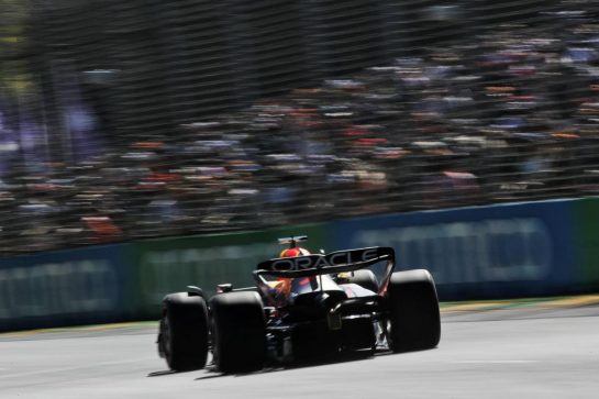 Max Verstappen (NLD) Red Bull Racing RB18.
08.04.2022. Formula 1 World Championship, Rd 3, Australian Grand Prix, Albert Park, Melbourne, Australia, Practice Day.
- www.xpbimages.com, EMail: requests@xpbimages.com © Copyright: Coates / XPB Images