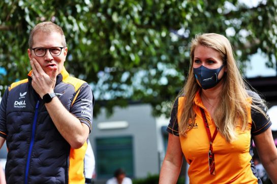 (L to R): Andreas Seidl, McLaren Managing Director with Sophie Ogg (GBR) McLaren Communications Director.
09.04.2022. Formula 1 World Championship, Rd 3, Australian Grand Prix, Albert Park, Melbourne, Australia, Qualifying Day.
- www.xpbimages.com, EMail: requests@xpbimages.com © Copyright: Batchelor / XPB Images