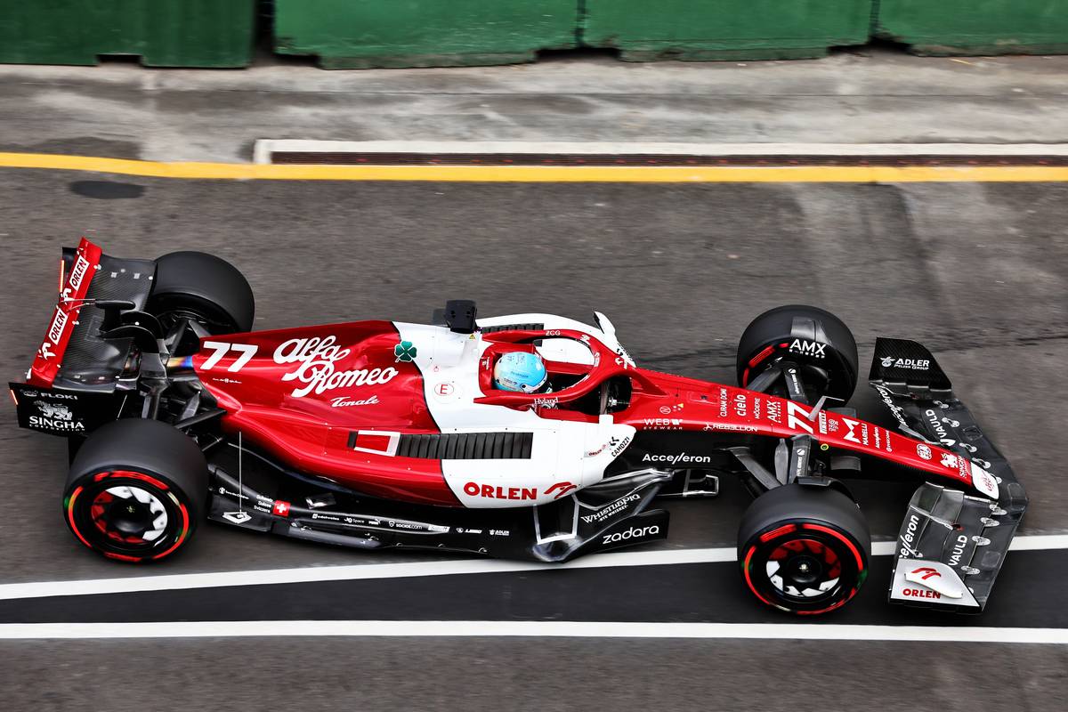 Valtteri Bottas (FIN) Alfa Romeo F1 Team C42. 09.04.2022. Formula 1 World Championship, Rd 3, Australian Grand Prix, Albert Park, Melbourne