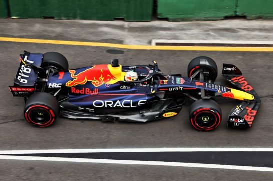 Max Verstappen (NLD) Red Bull Racing RB18.
09.04.2022. Formula 1 World Championship, Rd 3, Australian Grand Prix, Albert Park, Melbourne, Australia, Qualifying Day.
- www.xpbimages.com, EMail: requests@xpbimages.com © Copyright: Batchelor / XPB Images
