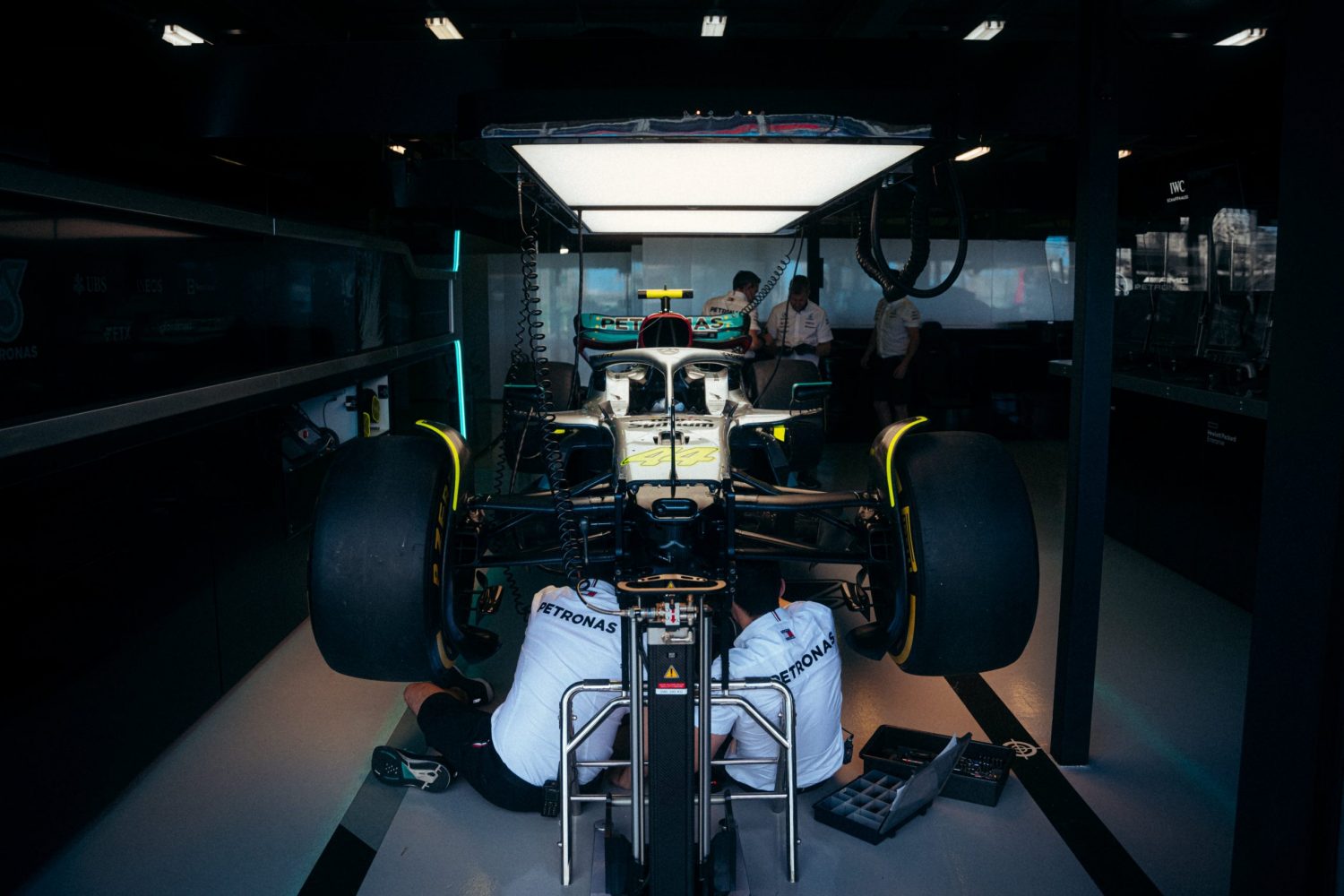 Hamilton ‘chasing aero guys’ to solve W13 porpoising issue