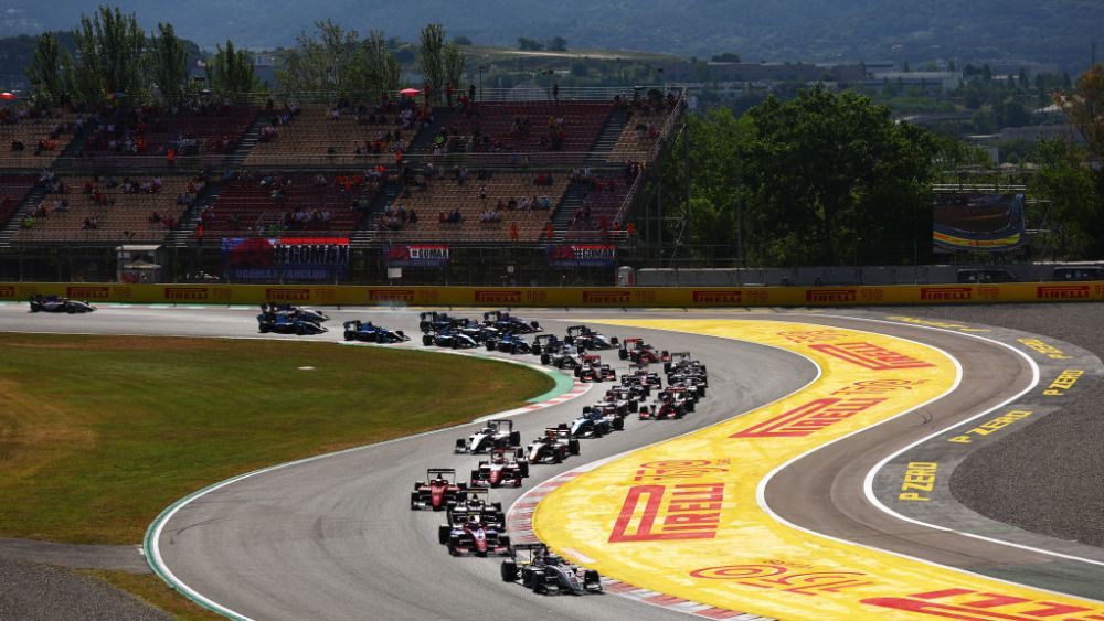 F3 – Martins bounces back with commanding Barcelona Feature Race victory