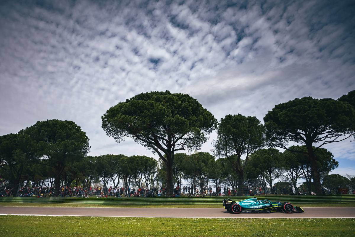Lance Stroll (CDN) Aston Martin F1 Team AMR22. 23.04.2022. Formula 1 World Championship, Rd 4, Emilia Romagna Grand Prix, Imola, Italy, Sprint