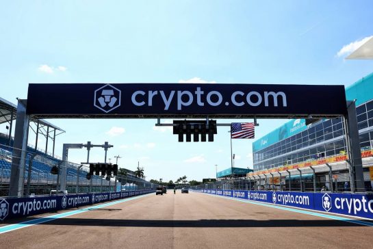 Circuit atmosphere - start / finish straight.
05.05.2022. Formula 1 World Championship, Rd 5, Miami Grand Prix, Miami, Florida, USA, Preparation Day.
- www.xpbimages.com, EMail: requests@xpbimages.com &copy; Copyright: Batchelor / XPB Images
