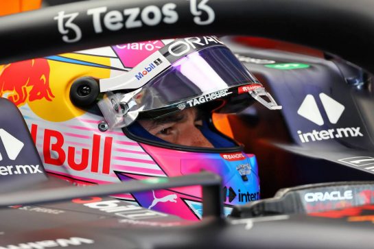 Sergio Perez (MEX) Red Bull Racing RB18.
06.05.2022. Formula 1 World Championship, Rd 5, Miami Grand Prix, Miami, Florida, USA, Practice Day.
- www.xpbimages.com, EMail: requests@xpbimages.com © Copyright: Batchelor / XPB Images