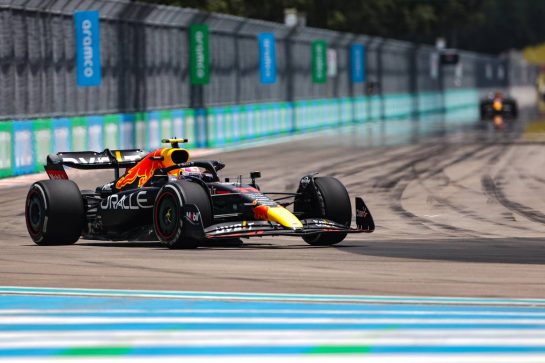 Sergio Perez (MEX), Red Bull Racing
07.05.2022. Formula 1 World Championship, Rd 5, Miami Grand Prix, Miami, Florida, USA, Qualifying Day.
- www.xpbimages.com, EMail: requests@xpbimages.com © Copyright: Charniaux / XPB Images