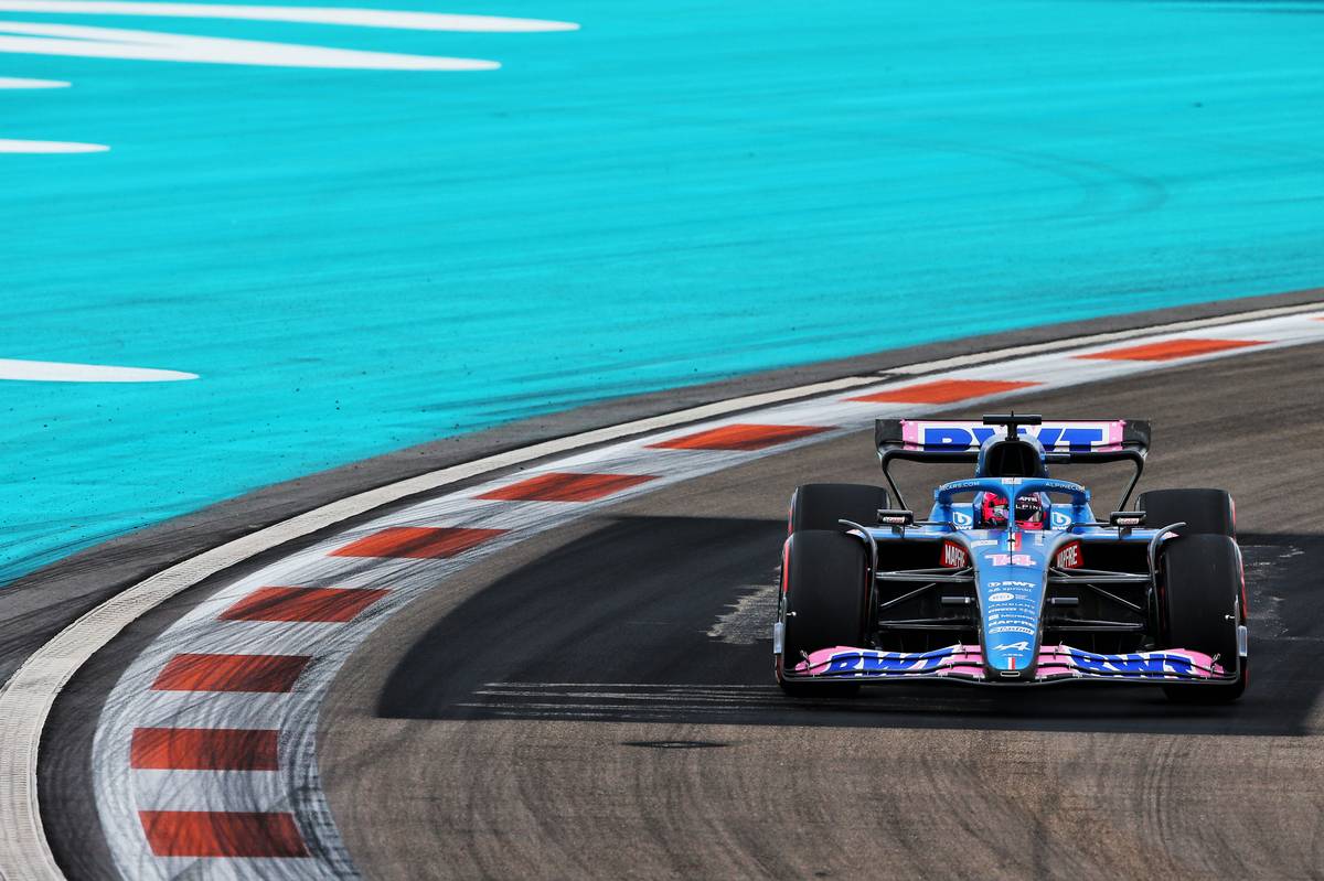 Perez blasts Miami GP track surface: ‘It’s a joke!’
