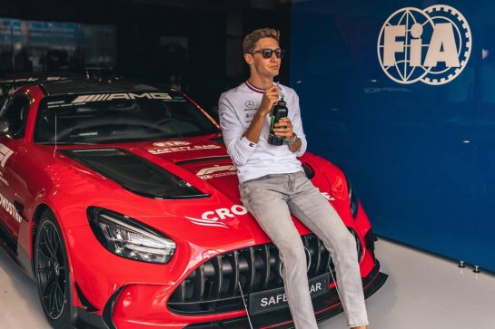 George Russell (GBR) Mercedes AMG F1 on the drivers parade.
08.05.2022. Formula 1 World Championship, Rd 5, Miami Grand Prix, Miami, Florida, USA, Race Day.
- www.xpbimages.com, EMail: requests@xpbimages.com © Copyright: Bearne / XPB Images