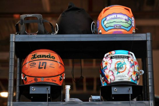 The helmets of Lando Norris (GBR) McLaren and Daniel Ricciardo (AUS) McLaren.
08.05.2022. Formula 1 World Championship, Rd 5, Miami Grand Prix, Miami, Florida, USA, Race Day.
- www.xpbimages.com, EMail: requests@xpbimages.com © Copyright: Coates / XPB Images