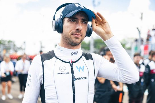 Nicholas Latifi (CDN) Williams Racing on the grid.
08.05.2022. Formula 1 World Championship, Rd 5, Miami Grand Prix, Miami, Florida, USA, Race Day.
- www.xpbimages.com, EMail: requests@xpbimages.com © Copyright: Bearne / XPB Images